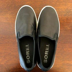 Women's Sorel Black Leather Campsneak Slip-On Shoe Size 8M